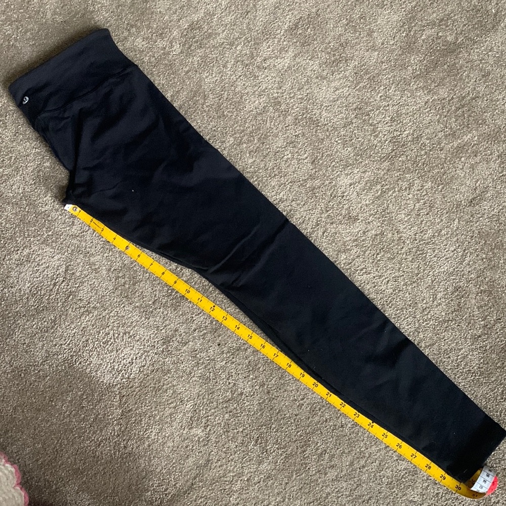 Lululemon wunder under black leggings
